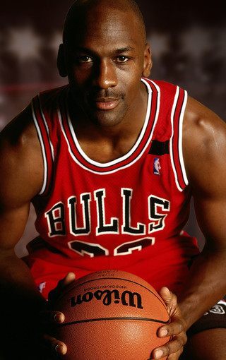 图片报：凭借演讲和批评，孔帕尼一点点赢得了拜仁更衣室支持.