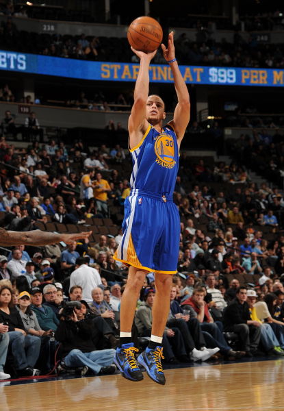 世体：法蒂将在对阵摩纳哥时复出，费尔明也可能被征召